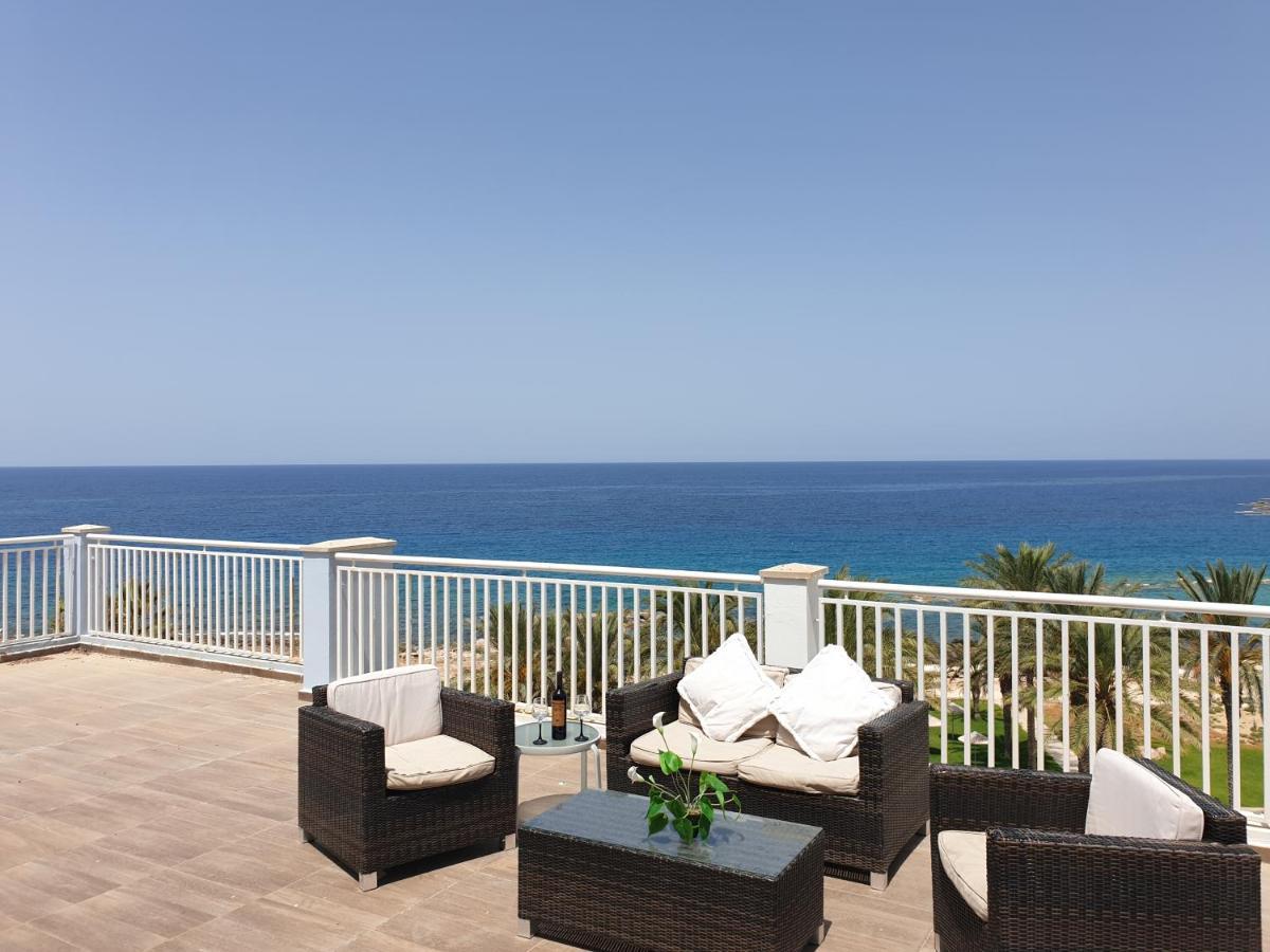 St. George Gardens & Suites Klorakas Exterior foto