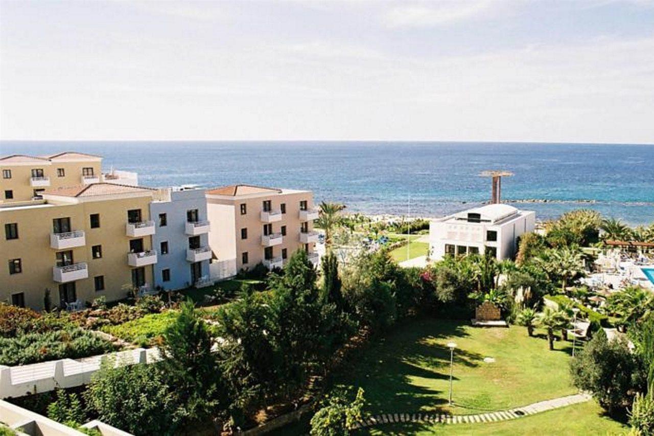 St. George Gardens & Suites Klorakas Exterior foto